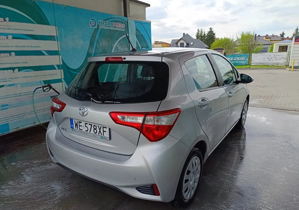 Toyota Yaris cena 49900 przebieg: 73000, rok produkcji 2019 z Chełm małe 704